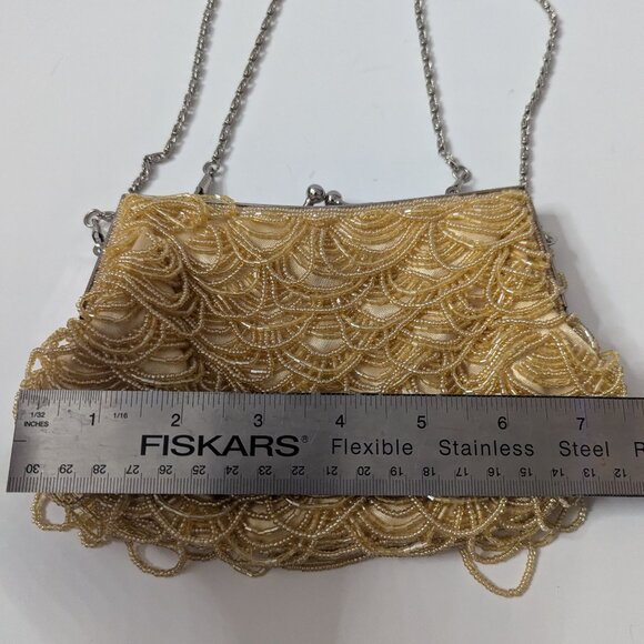 Excellent condition vintage 1960s gold scalloped beaded purse - Picture 13 of 16